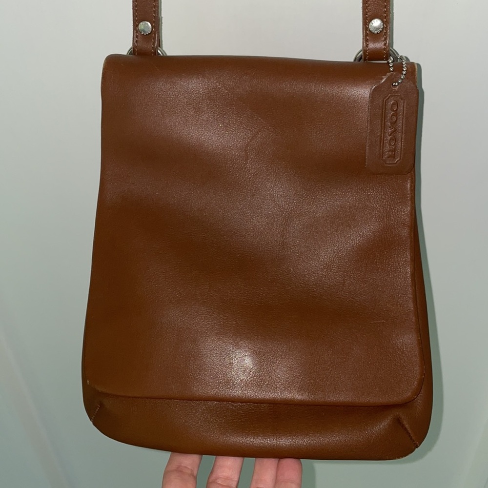 Vintage fantastic cognac leather and inter zip poc